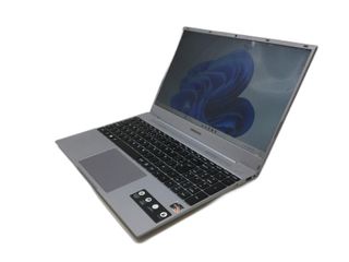 pc portatil medion e15301