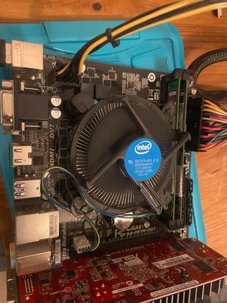 Placa Base Gigabyte GA-H97M-HD3 LGA1150 I5 4590 4G