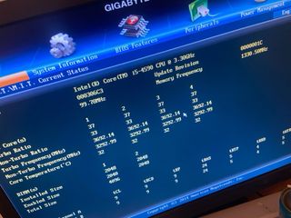 Placa Base Gigabyte GA-H97M-HD3 LGA1150 I5 4590 4G