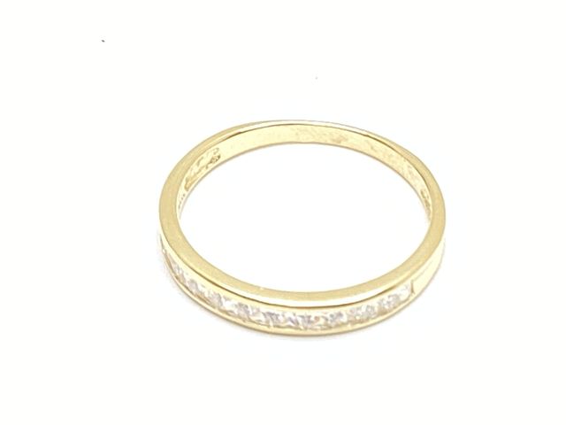 anillo oro 18k con piedra con circonita