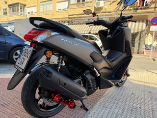 Yamaha Nmax 125cc Gris  Muy cuidada como nueva