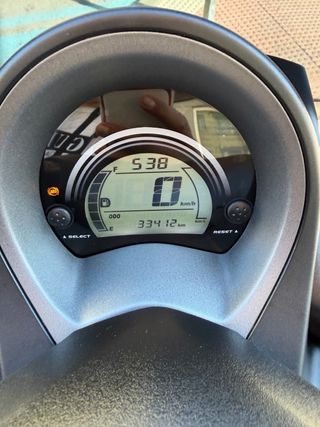 Yamaha Nmax 125cc Gris  Muy cuidada como nueva