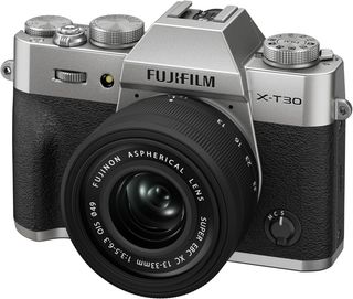 Fujifilm X-T30 III Plata + 13-33mm NUEVA Garantía