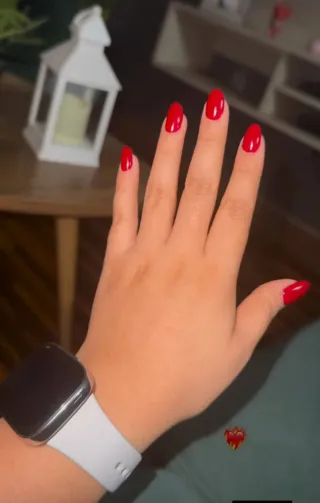 Cervicios: como manicurista y masajista keratina