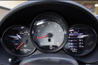 Porsche 718 Cayman s 2021