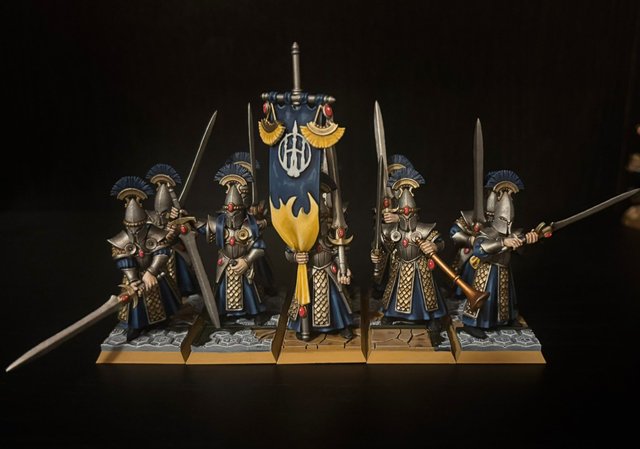 Maestros de la Espada de Hoeth-Highlands Miniatues