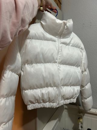 Plumón crop Shein blanco