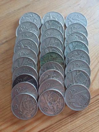 63 Monedas 25 Pesetas