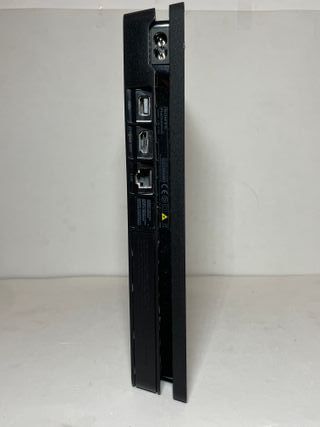 PS4 Slim 1TB + 2 Mandos + 2 Juegos