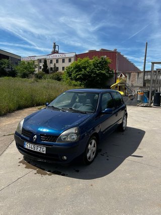 Renault Clio 2002