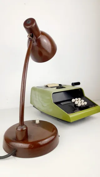 Lampada da scrivania industriale