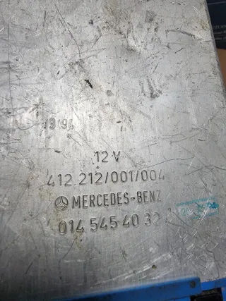 Centralina  0145454042 w124 w140 w202