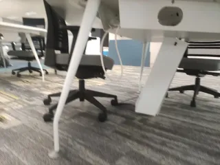 Mesa Multipuesto DYNAMOBEL Blanca 3 Plazas (MB26)