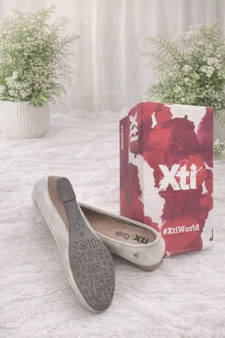 Ballerine XTI argentate con zeppa