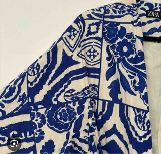 Kimono Zara Estampado Azul y Blanco