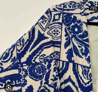 Kimono Zara Estampado Azul y Blanco