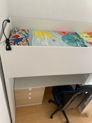 Litera IKEA Smastad semi-desmontada.30 min y lista