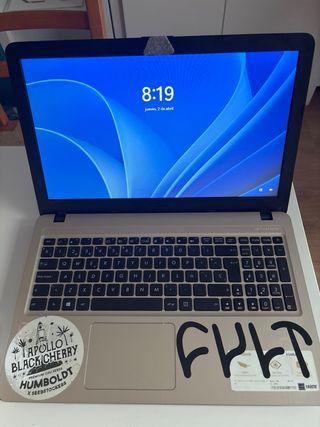 Portátil Asus VivoBook X540U Negro/Plateado