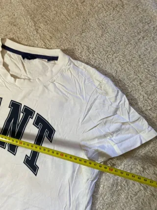 Camiseta Gant azul y blanca Talla S