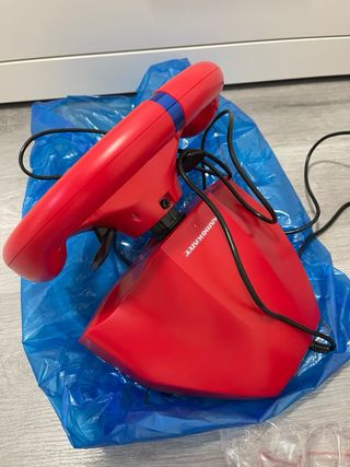 Volante y pedales Mario Kart Switch