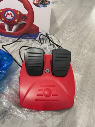 Volante y pedales Mario Kart Switch