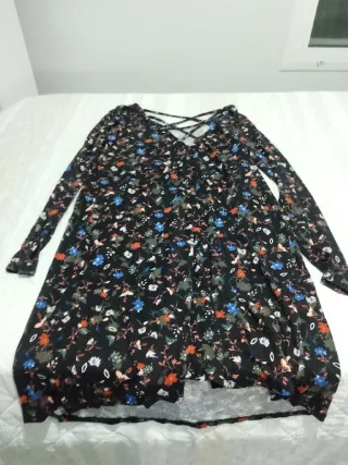 Vestido estampado floral manga larga