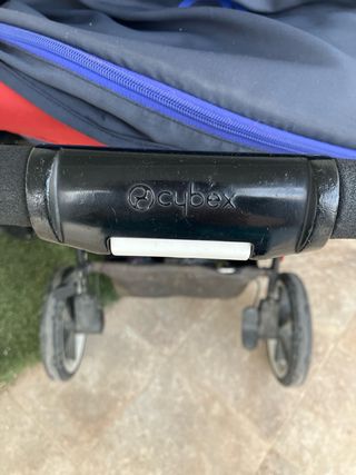 Carrito de bebé y silla de coche