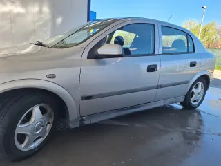 Opel Astra 2000