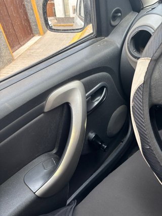 Dacia Sandero 2009