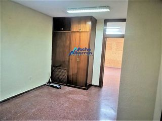 Oficina en alquiler en Casco Antiguo - Centro en Badajoz