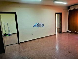 Oficina en alquiler en Casco Antiguo - Centro en Badajoz