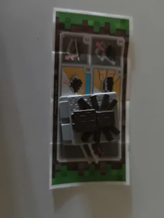Figuras Minecraft Kinder Joy
