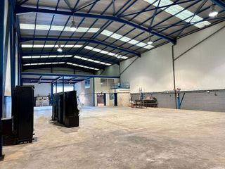 Nave industrial en alquiler en Cartes