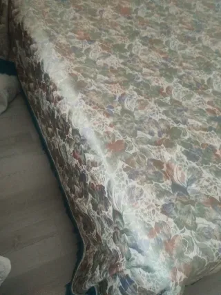 Colcha Raso 135cm + Cortinas