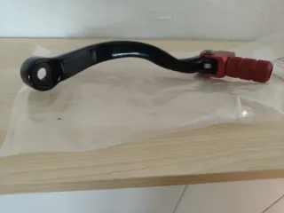 Palanca de cambios Gas Gas EC300 roja