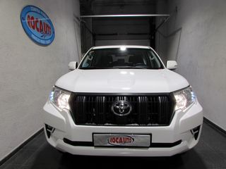 Toyota Land Cruiser 2.8 D4-D GX KDJ-150 3p