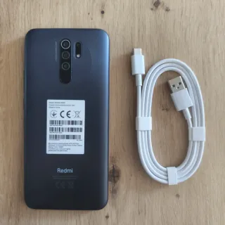 Xiaomi Redmi 9 (con modo trabajo)+ Funda y Cable