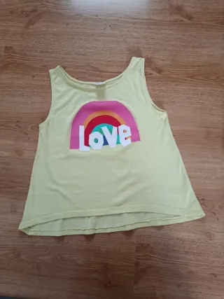 Camiseta Zara niña arcoiris