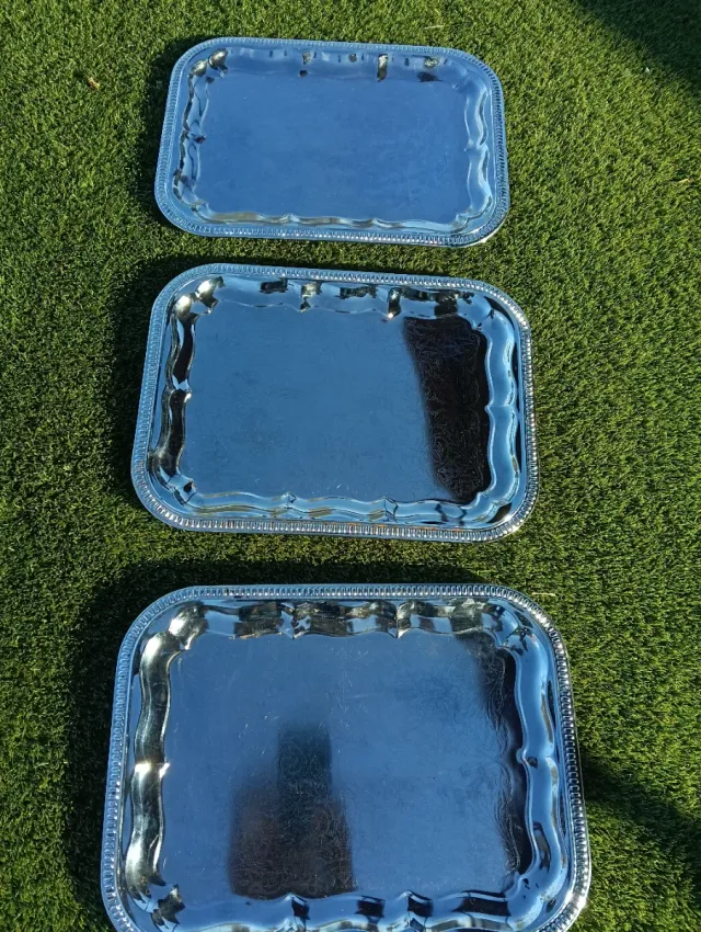 3 Bandejas de Servir Plateadas