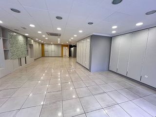 Local comercial en alquiler en Elda