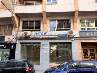 Local comercial en alquiler en Elda