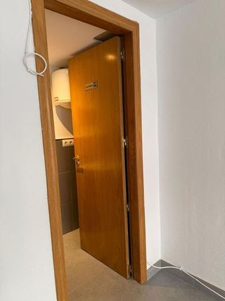 Local comercial en alquiler en Santa Cruz - Industria - Polígono Campollano en Albacete