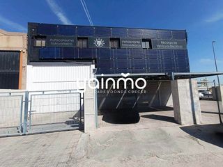 Nave industrial en alquiler en Renfe - Bulevar 1º y 2º Fase en Jaén