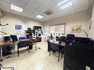 Nave industrial en alquiler en Renfe - Bulevar 1º y 2º Fase en Jaén