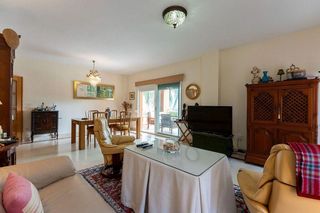 Chalet en venta en El Faro de Calaburra - Chaparral en Mijas