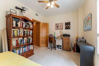 Chalet en venta en El Faro de Calaburra - Chaparral en Mijas