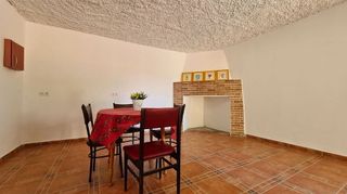Casa rural en venta en Baza