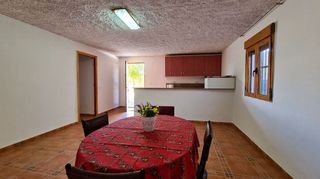 Casa rural en venta en Baza
