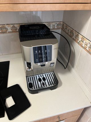Cafetera DeLonghi Magnifica Start