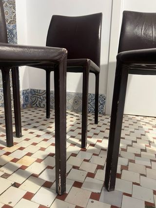 4 Sillas de Piel Marrón